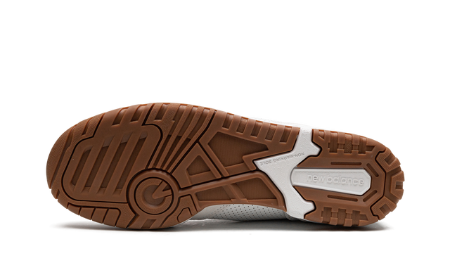 550 White/Gum