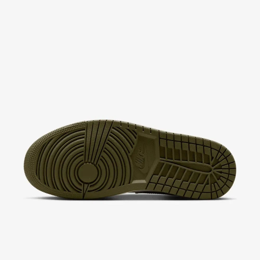 Air 1 Low Sail Coconut Milk Medium Olive