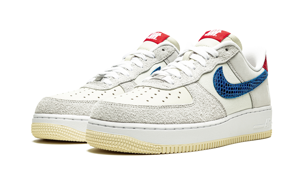 Air Force 1 Low SP Undefeated 5 On It Dunk vs. AF1