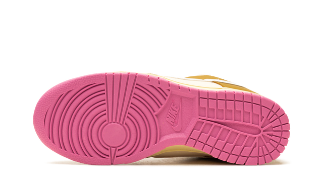 Dunk Bronzine Pink