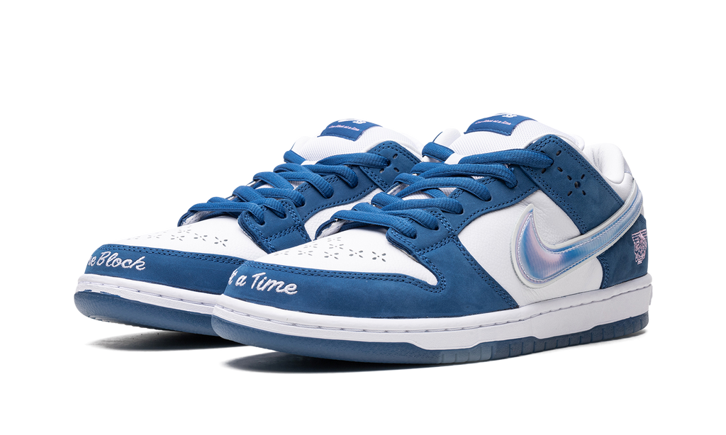 SB Dunk Low Born x Raised One Block At A Time