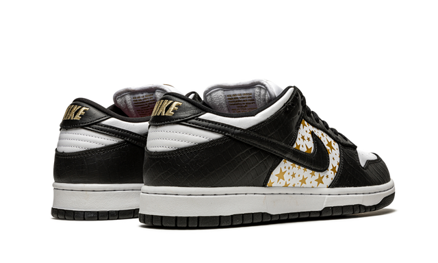 SB Dunk Low Stars Black