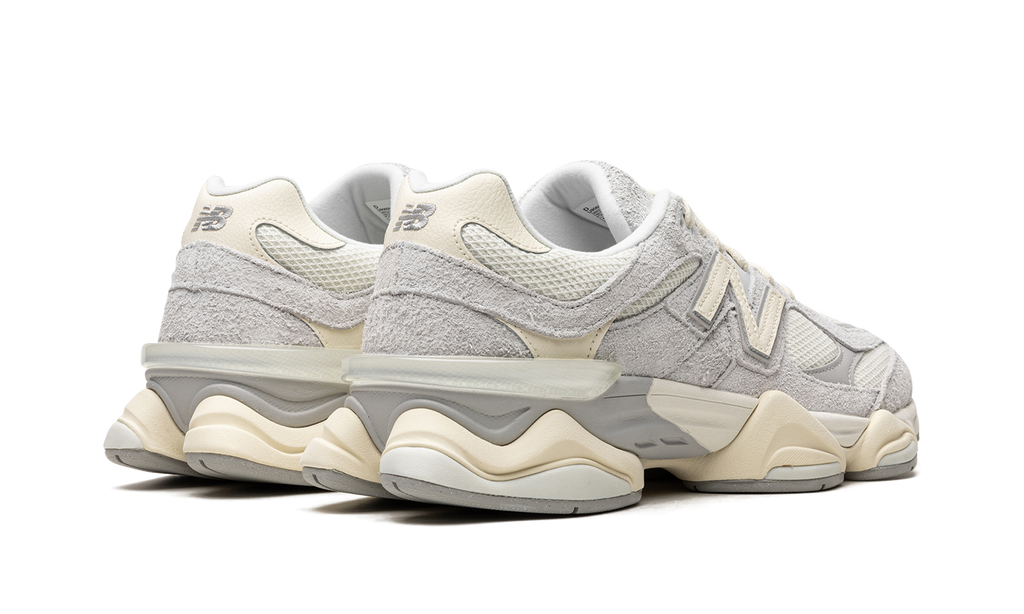 9060 Quartz Grey LAST PAIRS READY FOR DELIVERY