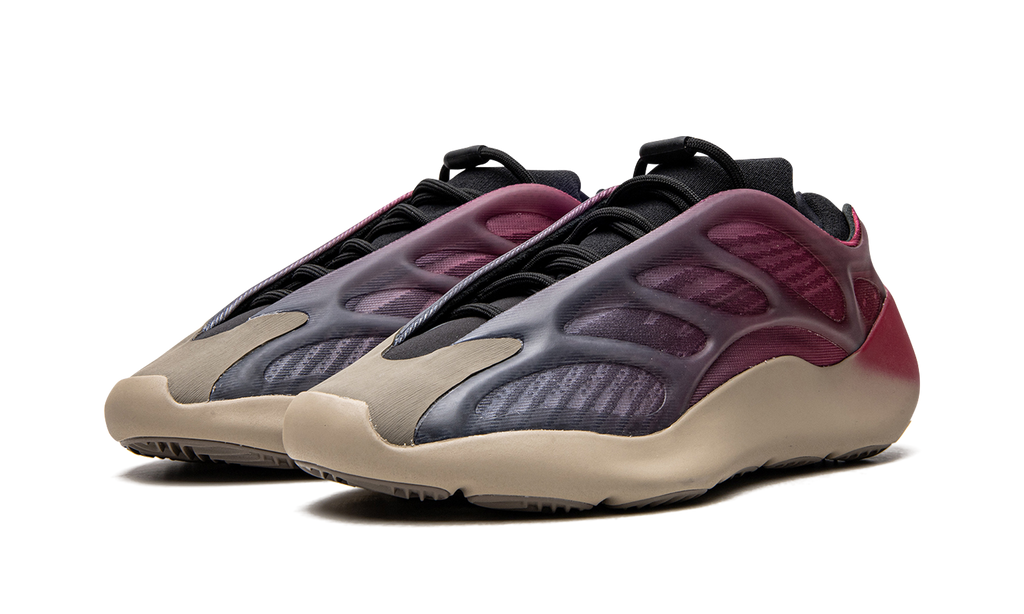 Boost 700 V3 Fade Carbon